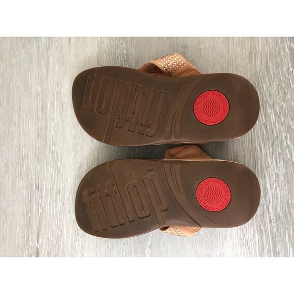 FitFlop Rokkit Womens Sandal US 6 Beige Suede Leather Toe-Post Flip Flop - Picture 5 of 7